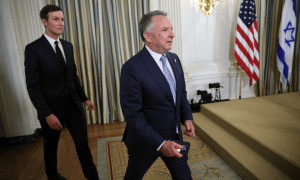 特朗普：哈马斯必须解除武装 否则不排除暴力解决