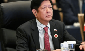 中方松口了，菲火速派出船只，马科斯低头，想跟杜特尔特和解 ​