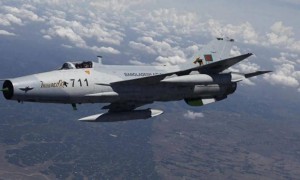 巴基斯坦高调出击！歼-10C全力碾压印度空军，印度换将领能否重振旗鼓？