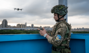 俄乌战场拐点出现？美媒称俄罗斯要输，乌克兰的机会来了