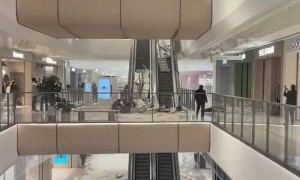 西安一商场发生吊顶脱落事故，三天前刚开业，应急管理局：已到达现场处置