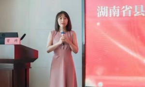 副院长和眼科医生事件最新后续！医院介入调查，卫健委回应，一句话信息量大