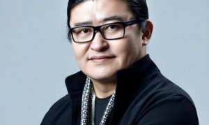 刘欢近况曝光，肚腩消失、脚已复健，62岁迎来新人生转折！