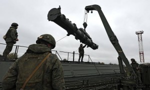 北约防空系统丢大人了！俄罗斯26枚伊斯坎德尔M导弹命中，乌军爱国者竟一枚也没拦住