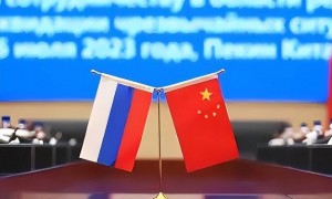 普京宣布停火72小时！中俄再度会面，王毅用8个字，定调中俄关系