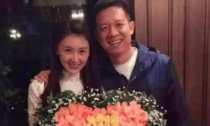 贾跃亭谈散户数度哽咽：都是散户支持，是散户救了我们的命