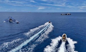 轰-6挂弹出击后,解放军再度亮剑!南海致命信号,传到马科斯手中