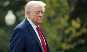 中方两大部门相继出手,特朗普气急败坏,不谈了,要对中国加税100%